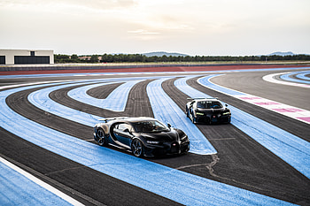 Bugatti Chiron 2022 , bugatti-chiron-pur-sport, bugatti, 2021-cars, cars HD wallpaper