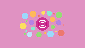 Customer service on Instagram, Successful brands, Social media interactions, Customer engagement HD wallpaper