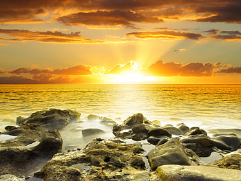 Sunset, rays, golden sunset, sand, sunlight, coast, colors, peaceful, sunrise, beauty, beach, waves, reflection, water, sun, ocean, golden, sea, beautiful, rocks, view, clouds, nature, sky, lovely, splendor HD wallpaper