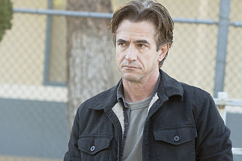 Station 19 season 2, Dermot Mulroney, Ryan's dad, TV guide HD wallpaper