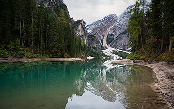 Lago di Braies, Dolomites, Lake Braies, mountain lake, Alps, glacial lake, mountain landscape, Pragser Wildsee, South Tyrol, Italy HD wallpaper