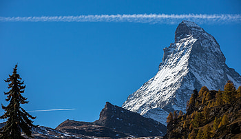 Matterhorn , Breathtaking , Nature's masterpiece, Swiss beauty HD wallpaper