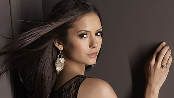 Nina Dobrev, Stunning , Celebrity glam, graphic excellence HD wallpaper