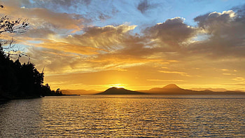 Sunset at Kennedy Lake, Tofino, Vancouver Island, sky, british Columbia, canada, sea, clouds, colors HD wallpaper