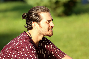 Aatay Ulusoy, Turkish actor, Iconic roles, Fan favorites HD wallpaper