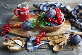 Figs, Red currants, Sugar, Still life HD wallpaper