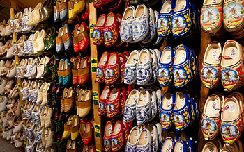 Clogs in Holland, wooden, decorative art, clogs, Holland, footwear, Netherlands HD wallpaper