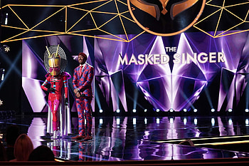 The Masked Singer season 1 episode 4, Episode recap, Exciting performances, Unmasking reveal HD wallpaper