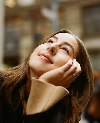 Alana Haim, Movie debut, Surprising, The New York Times HD phone wallpaper