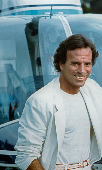 Julio Iglesias, Christina Groe, couple goals, adorable hoots HD phone wallpaper