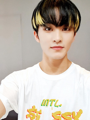 NCT, K-pop board, Diverse , Stunning visuals HD phone wallpaper