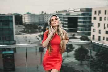Blonde Girl In Red Dress Smiling , blonde, girls, model, smiling, red-dress HD wallpaper