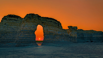 Monument Rocks Natural Landmark, Kansas, sky, usa, stones, sunset HD wallpaper