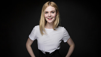 Elle fanning, blonde, actress, smile HD wallpaper