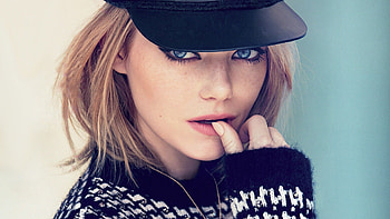Emma Stone Full HD wallpaper