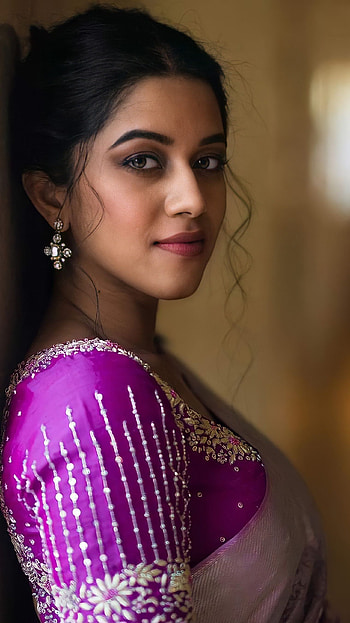 Miranalini, tamil actress HD phone wallpaper
