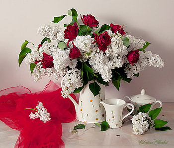 still life, bouquet, tulip, graphy, tulips, sugarbowl, nice, mug, flower, , teapot, table, white, roses, elegantly, beautiful, cup, red, cool, flowers, redscarf, scarf, harmony, lilac HD wallpaper