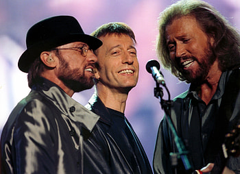 Bee Gees, Last surviving member, Barry Gibb, Milestone celebration HD wallpaper