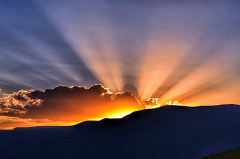 Sunbeams Horizon Nature Landscape , sunbeam, horizon, nature, landscape, mountains HD wallpaper