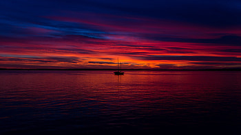Peaceful View, blue, boat, black, reflection, contemplation, Ultra , water, silhouette, gorgeous sunset, peacefulness, mauve, orange, purple, pink, stillness, 3840x2160, red HD wallpaper