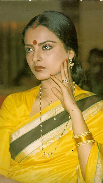 Rekha, bollywood actress, vintage HD phone wallpaper