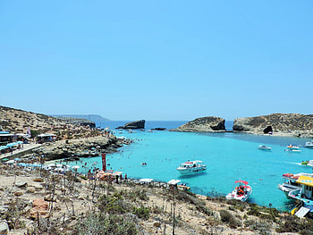 Comino Island, Malta's beauty, Vagabundler's guide, Blue paradise HD wallpaper