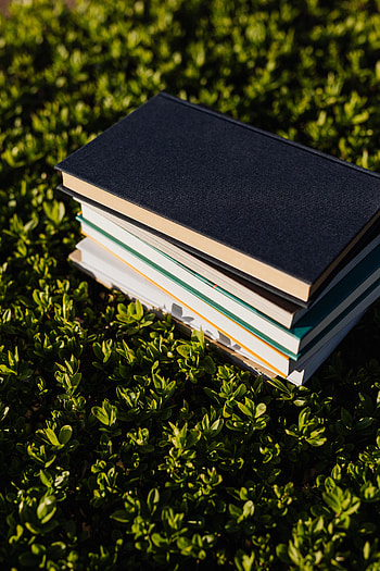 Stack of books, close up HD phone wallpaper