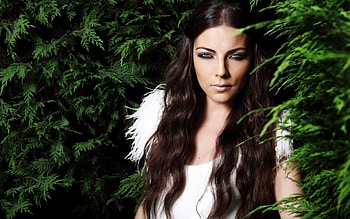 Burcu Esmersoy, white, green, turkish, girl, actress, woman, beauty HD wallpaper
