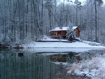 Winter Cabin, winter, woods, snow, home, LAKE, vacation HD wallpaper