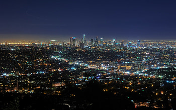 Iconic Landmarks, Urban Playground, Street Art Culture, City Vibes HD wallpaper