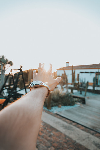 Sun, Shining, Hand, Miscellanea, Miscellaneous, Beams, Rays, Fingers HD phone wallpaper