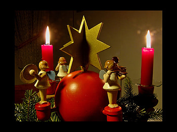 Second Advent, two, red, beautiful, christmas dolls, advent arrangement, gold, burning candles HD wallpaper