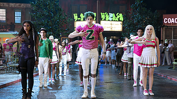 Matt Cornett, Milo Manheim, Kylee Russell, Baby Ariel, Meg Donnelly, Pearce Joza, Trevor Tordjman Zombies 3 HD wallpaper