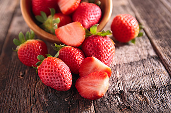 Strawberry, fruits, berries, basket, slices HD wallpaper