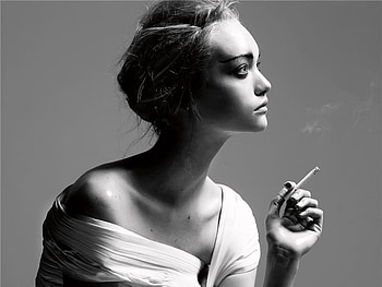 PORTRAIT IN PROFILE, profile, model, graphy, portrait, bw, cigarette, beauty HD wallpaper
