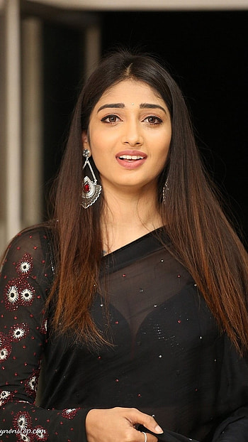 Priya Vadlamani, Beautiful Tollywood Heroine HD phone wallpaper
