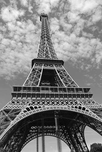Monochrome graph of the Eiffel Tower viewed from below on a cloudy day. HD phone wallpaper