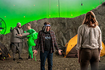 The Bubble post-credits scene, Guide, Netflix, Watch HD wallpaper