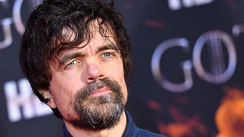 Peter Dinklage, Emmy-winning actor, Unforgettable characters, Remarkable presence HD wallpaper