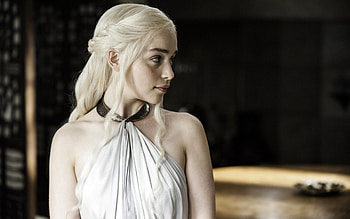 Daenerys Targaryen, entertainment, beautiful, people, dress, actresses, emilia clarke, celebrity, tv series, models, game of thrones HD wallpaper