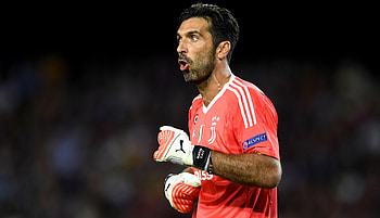 Buffon news, Gianluigi Buffon updates, Football legend, Sports updates HD wallpaper