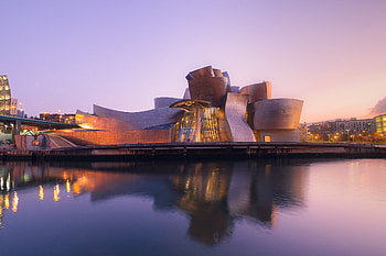 Guggenheim Museum, graphy guide, Top spots, Capturing art HD wallpaper