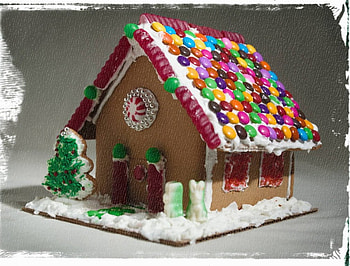 Candy Cabin, food, christmas treat, gingerbread house, candies HD wallpaper