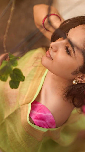 Priyanka mohan, tamil actress HD phone wallpaper