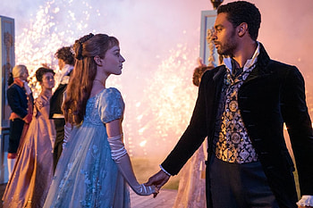 Bridgerton (2020), dance, daphne, lovers, rege jean page, julia quinn, bridgerton, duke, simon basset, rege jean oage, phoebe dynevor, tv series, book, couple HD wallpaper