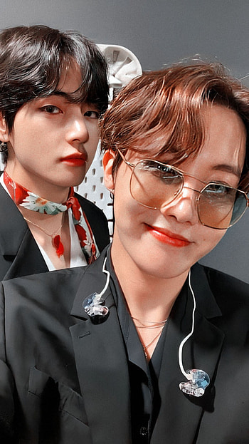 Vhope, bts, jhope, kpop, junghoseok, taehyung, kimtaehyung, hoseok HD phone wallpaper