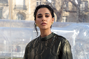 Vogue visionaries, Naomi Scott, Flair magazine HD wallpaper