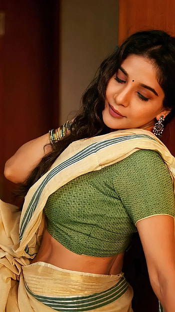 Sakshi agrawal, tamil actress HD phone wallpaper