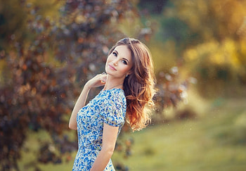 Beauty, summer, bokeh, lady, smile, happy, nature, woman HD wallpaper