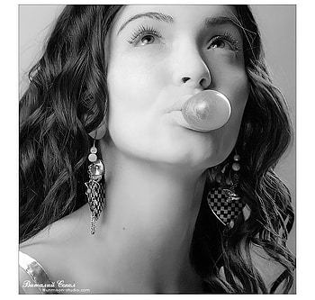 NAUGHTY, bw, girl, graphy, bubble gum HD wallpaper